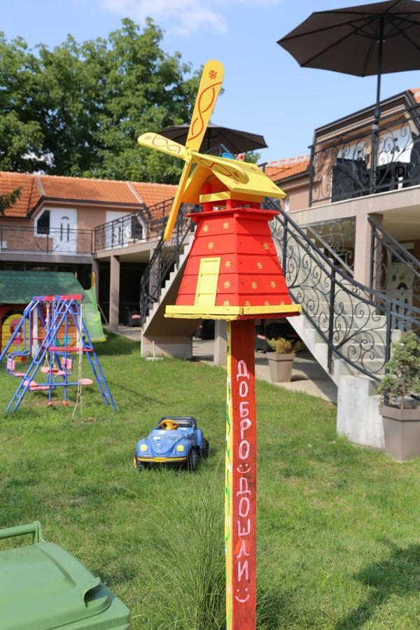 Apartmani "Roshu" ソコバニャ エクステリア 写真